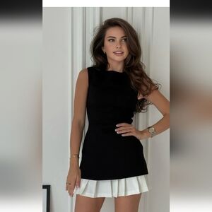 Commense Black Sleeveless Sheath Dress Bateau Neckline